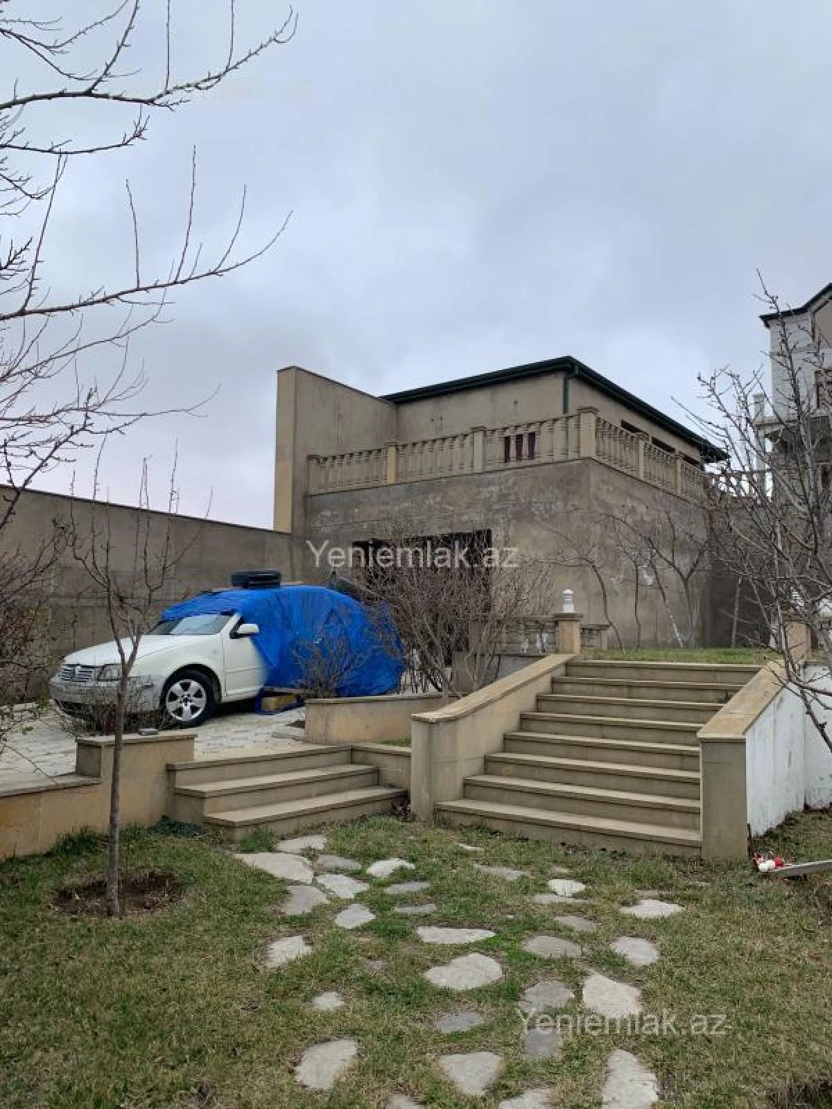 Satılır 7 otaqlı həyət evi 508 m²