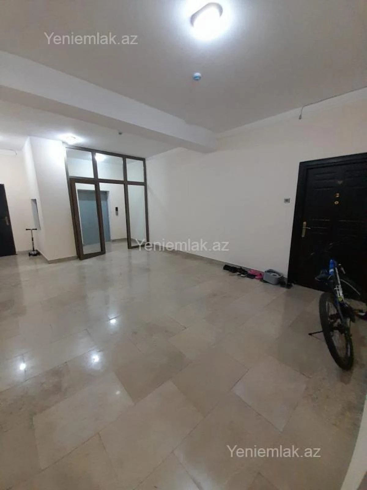 Satılır 3 otaqlı yeni tikili 85 m²