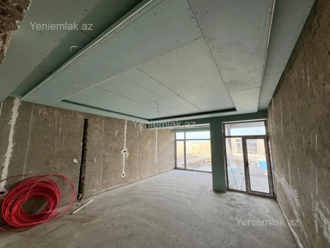 Satılır 7 otaqlı həyət evi 500 m²