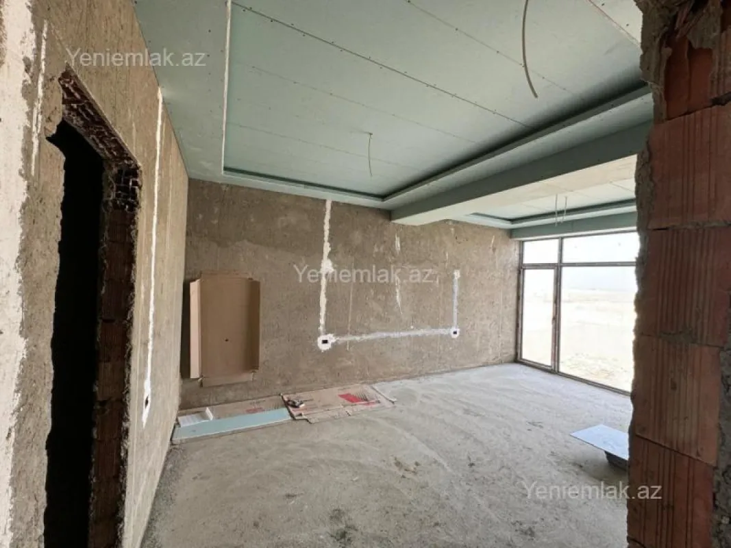 Satılır 7 otaqlı həyət evi 500 m²