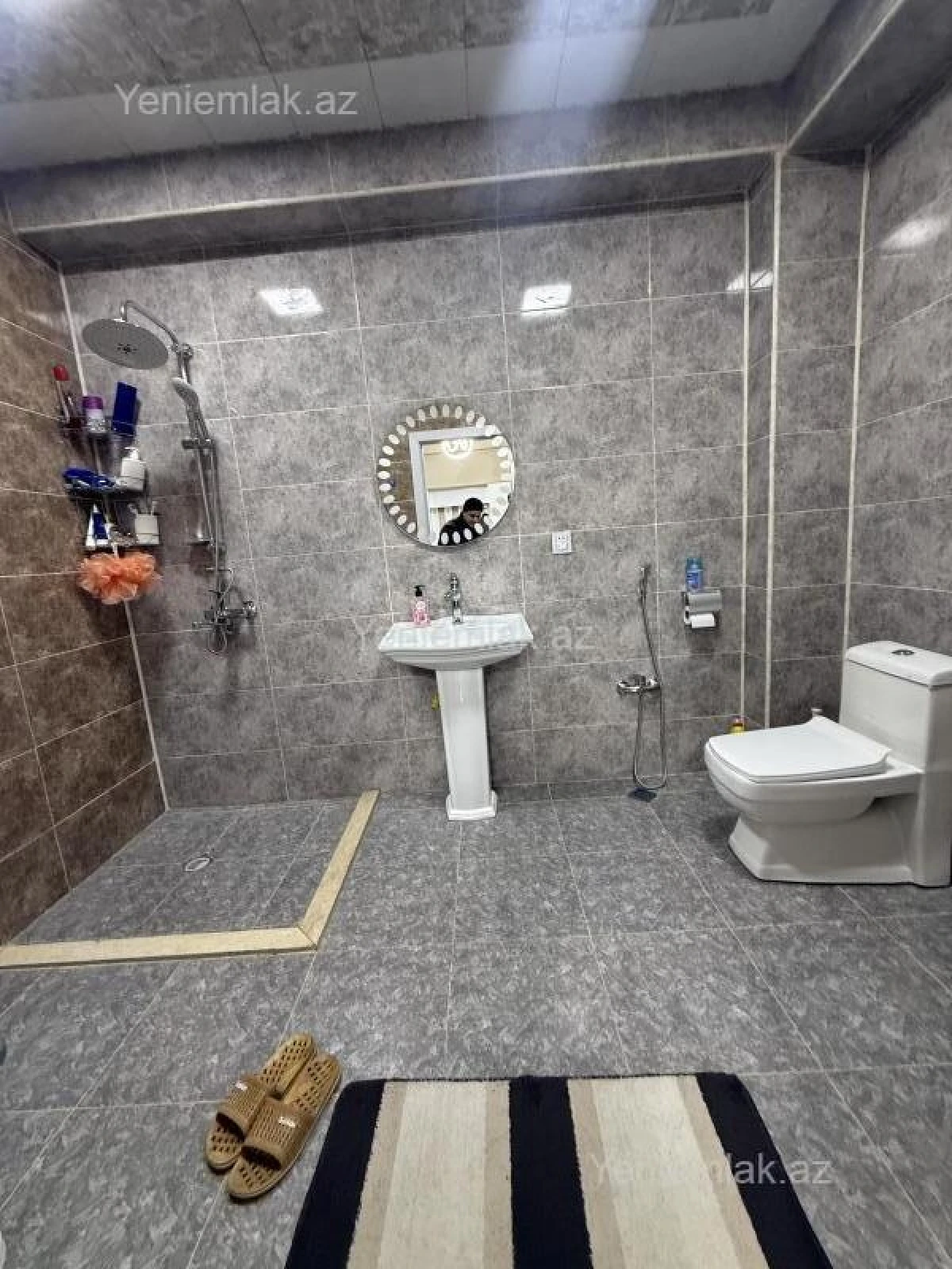 Satılır 2 otaqlı yeni tikili 77.7 m²