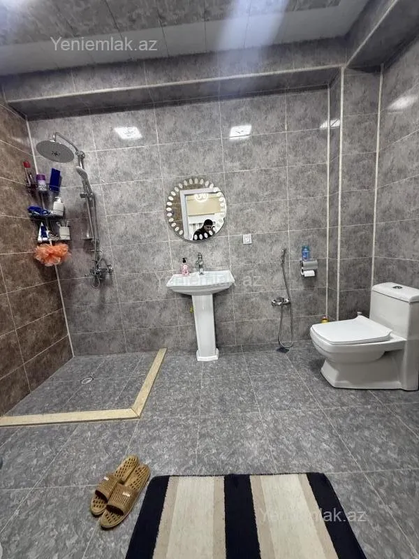 Satılır 2 otaqlı yeni tikili 77.7 m²