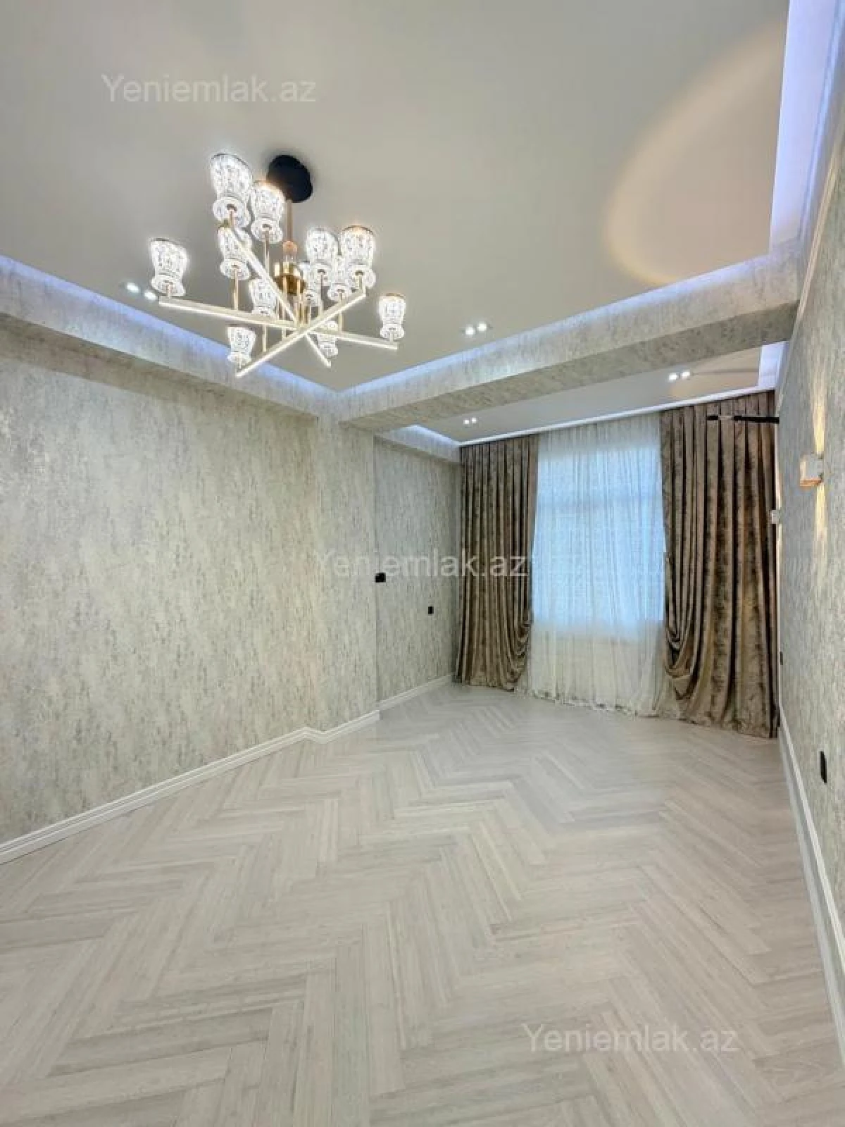 Satılır 3 otaqlı yeni tikili 140 m²