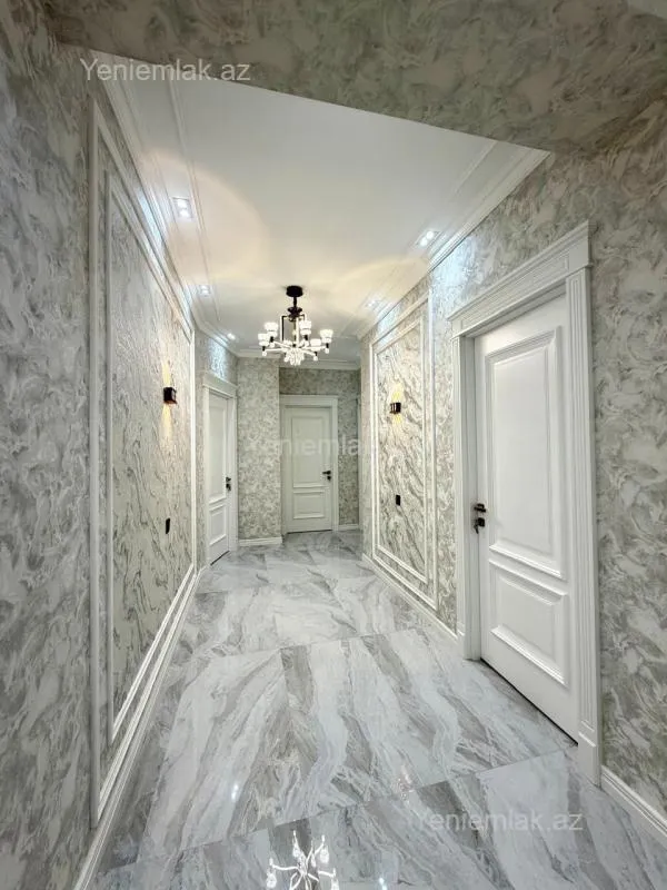 Satılır 3 otaqlı yeni tikili 140 m²