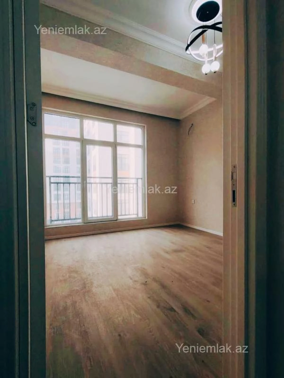 Satılır 3 otaqlı yeni tikili 99 m²