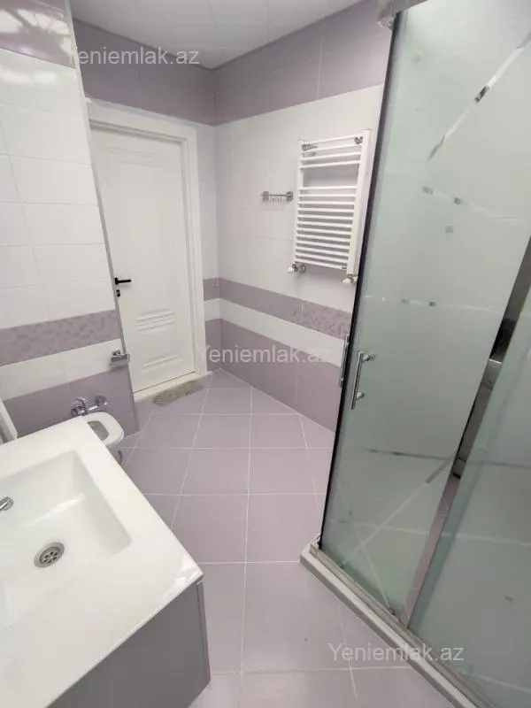 Satılır 3 otaqlı yeni tikili 95 m²