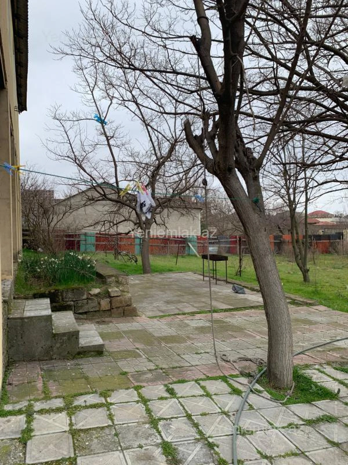 Satılır 5 otaqlı həyət evi 220 m²