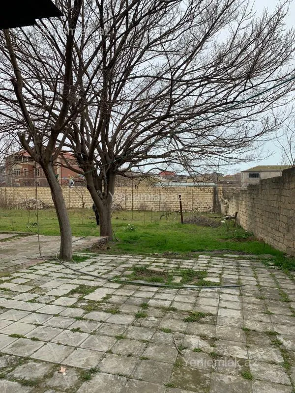 Satılır 5 otaqlı həyət evi 220 m²