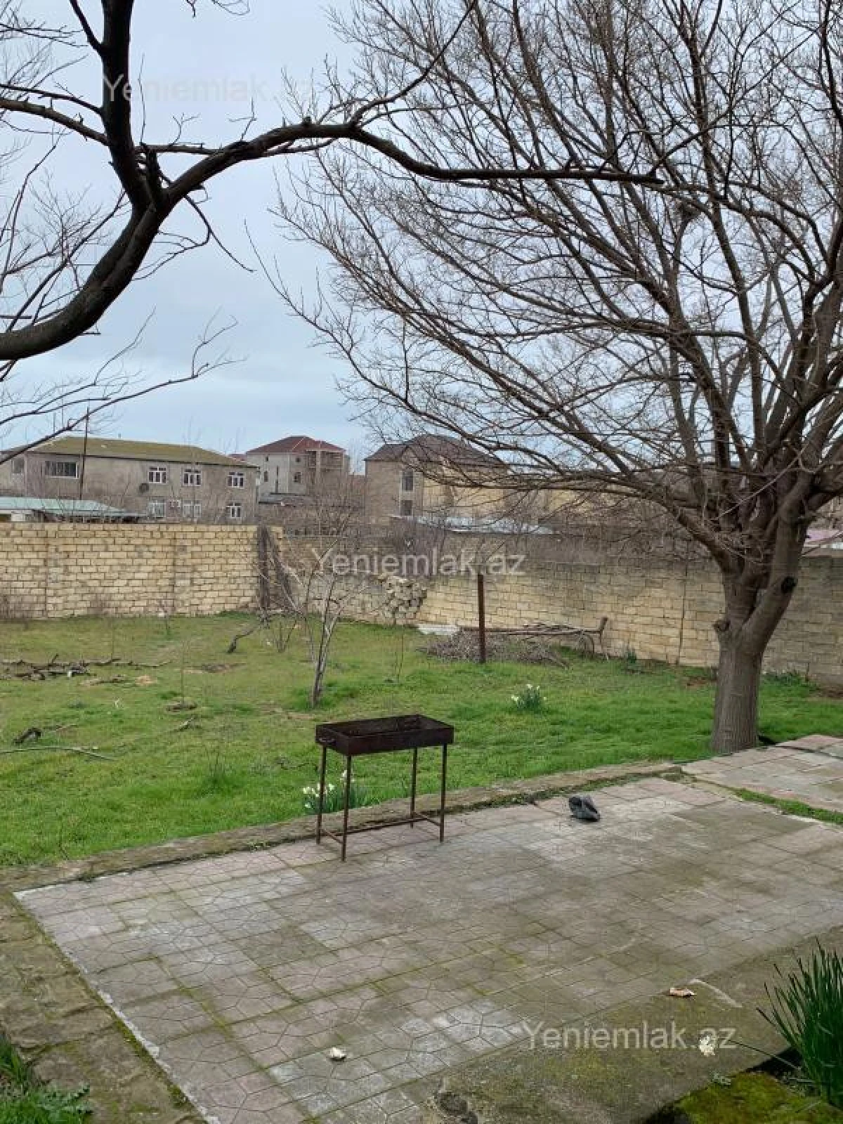 Satılır 5 otaqlı həyət evi 220 m²