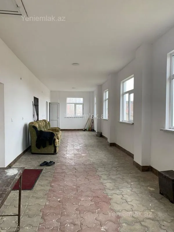 Satılır 5 otaqlı həyət evi 220 m²