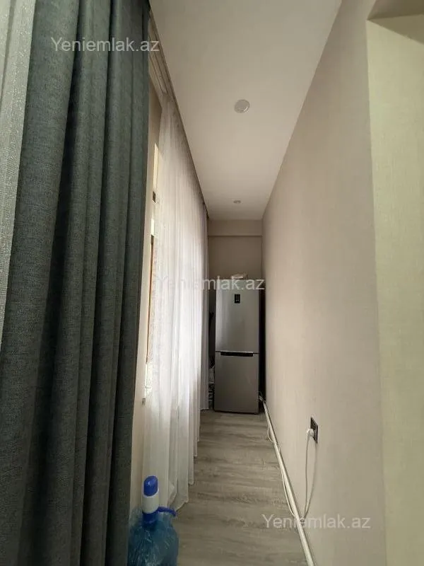 Satılır 2 otaqlı yeni tikili 72 m²