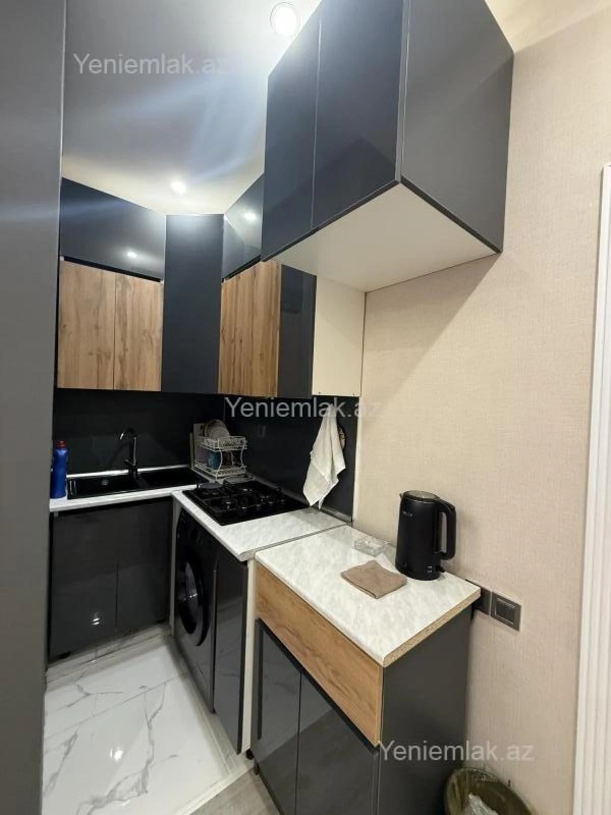 Satılır 2 otaqlı yeni tikili 72 m²