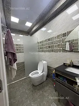 Satılır 2 otaqlı yeni tikili 72 m²