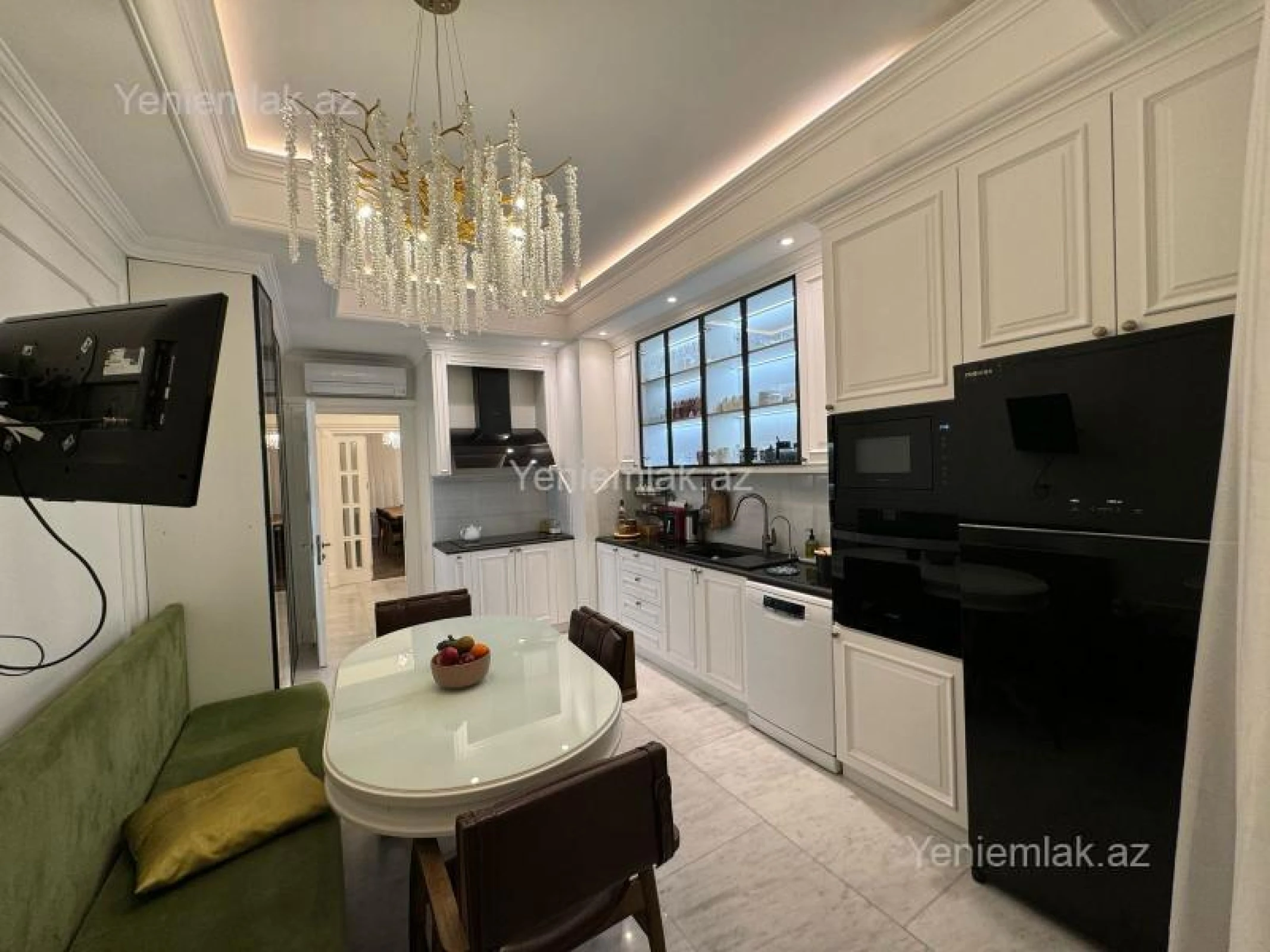 Satılır 3 otaqlı yeni tikili 141 m²