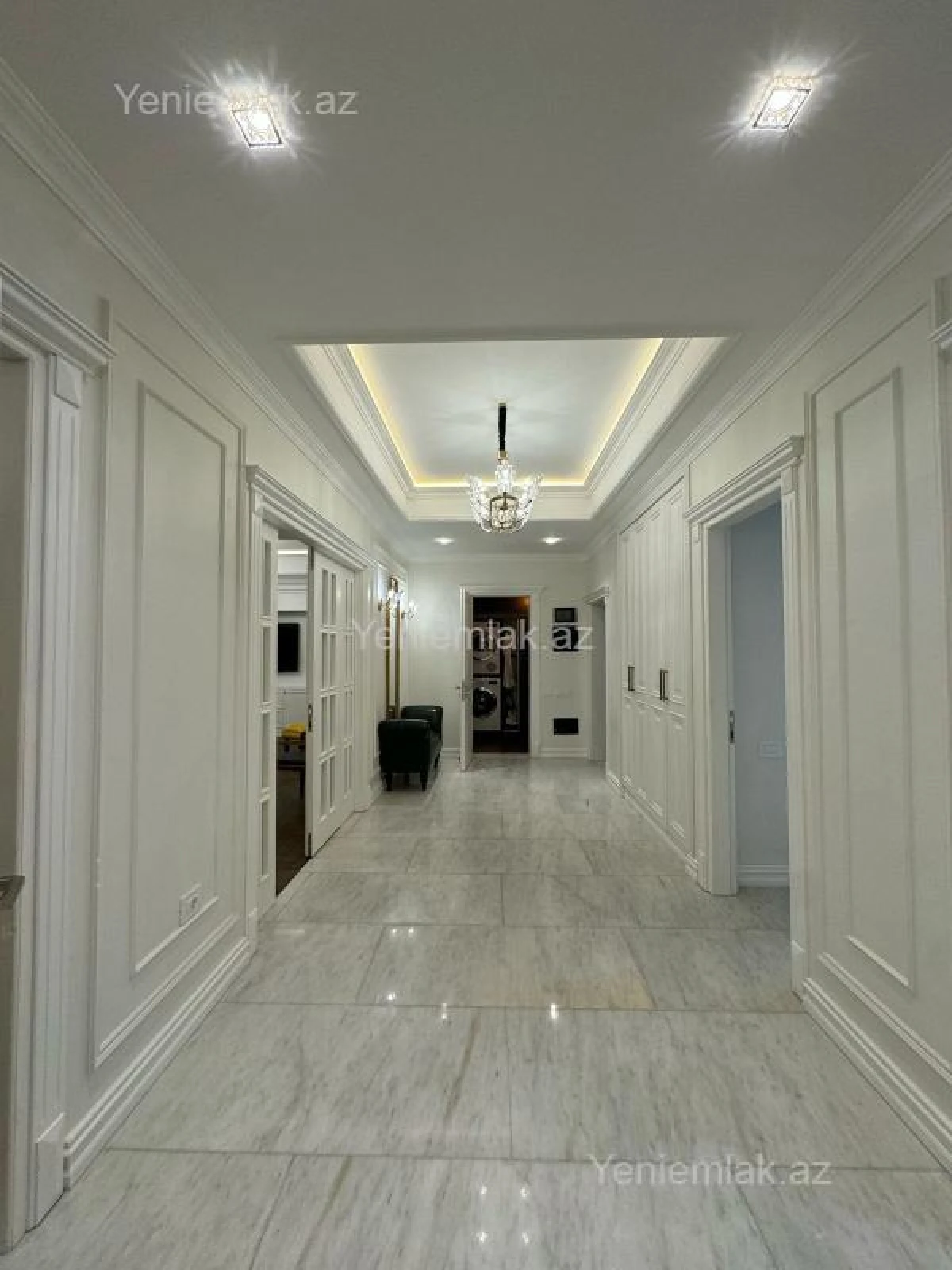 Satılır 3 otaqlı yeni tikili 141 m²