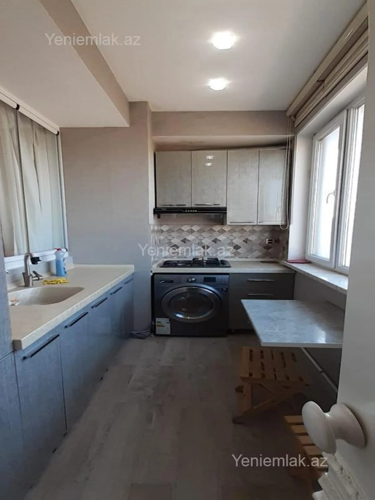 Satılır 3 otaqlı yeni tikili 100 m²