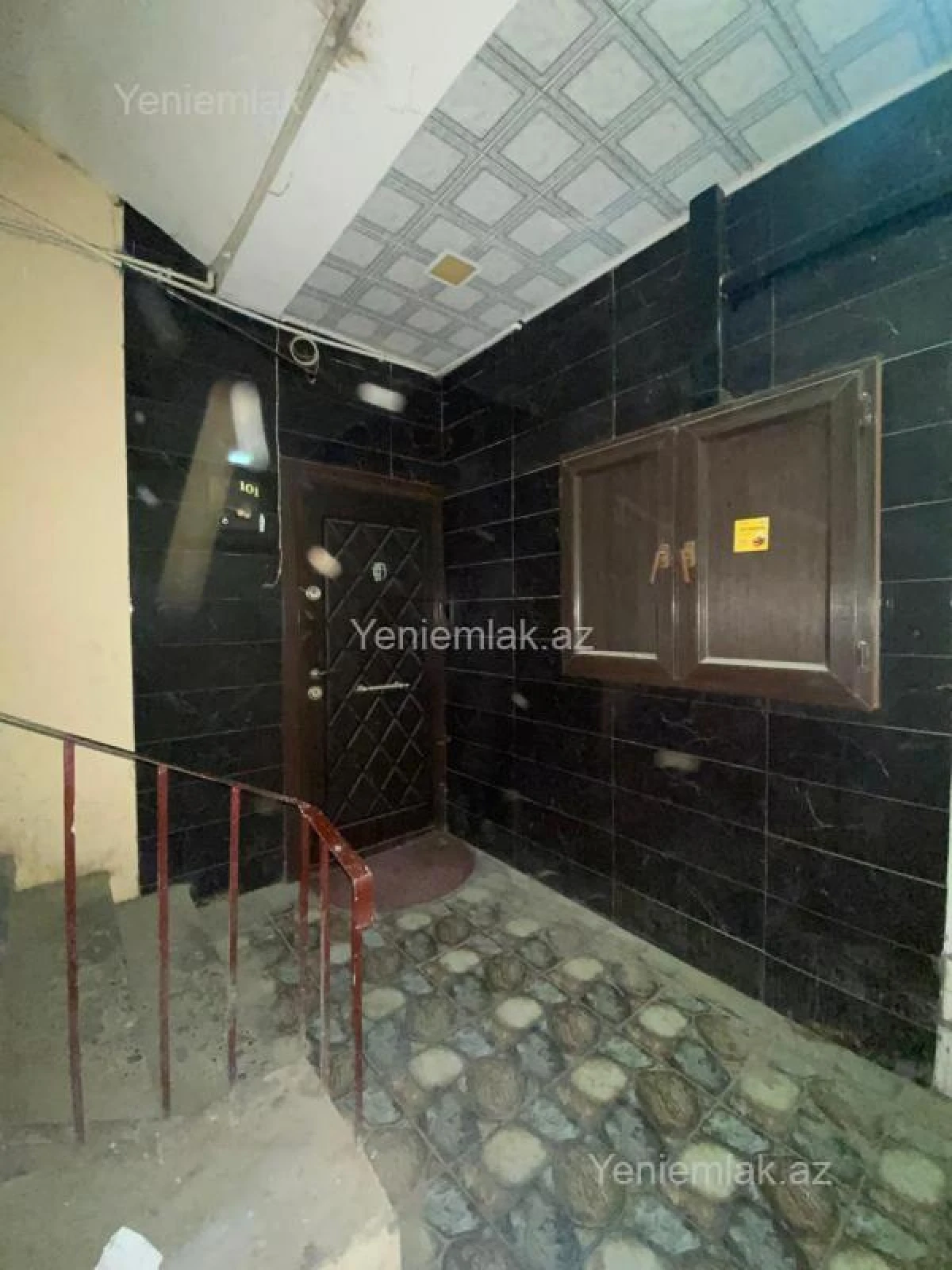 Satılır 3 otaqlı köhnə tikili 70 m²
