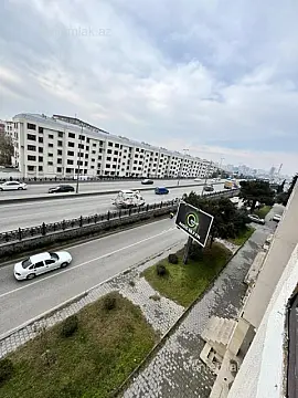 Satılır 2 otaqlı köhnə tikili 55 m²