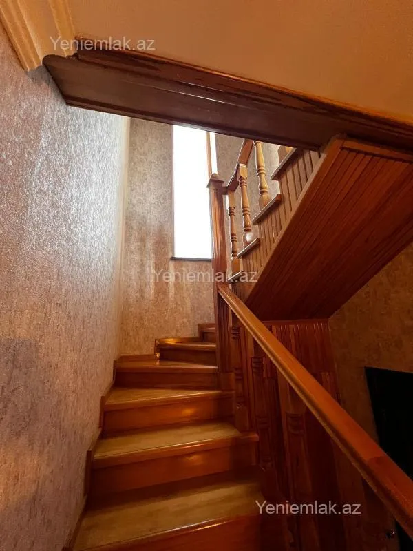 Satılır 4 otaqlı həyət evi 112 m²