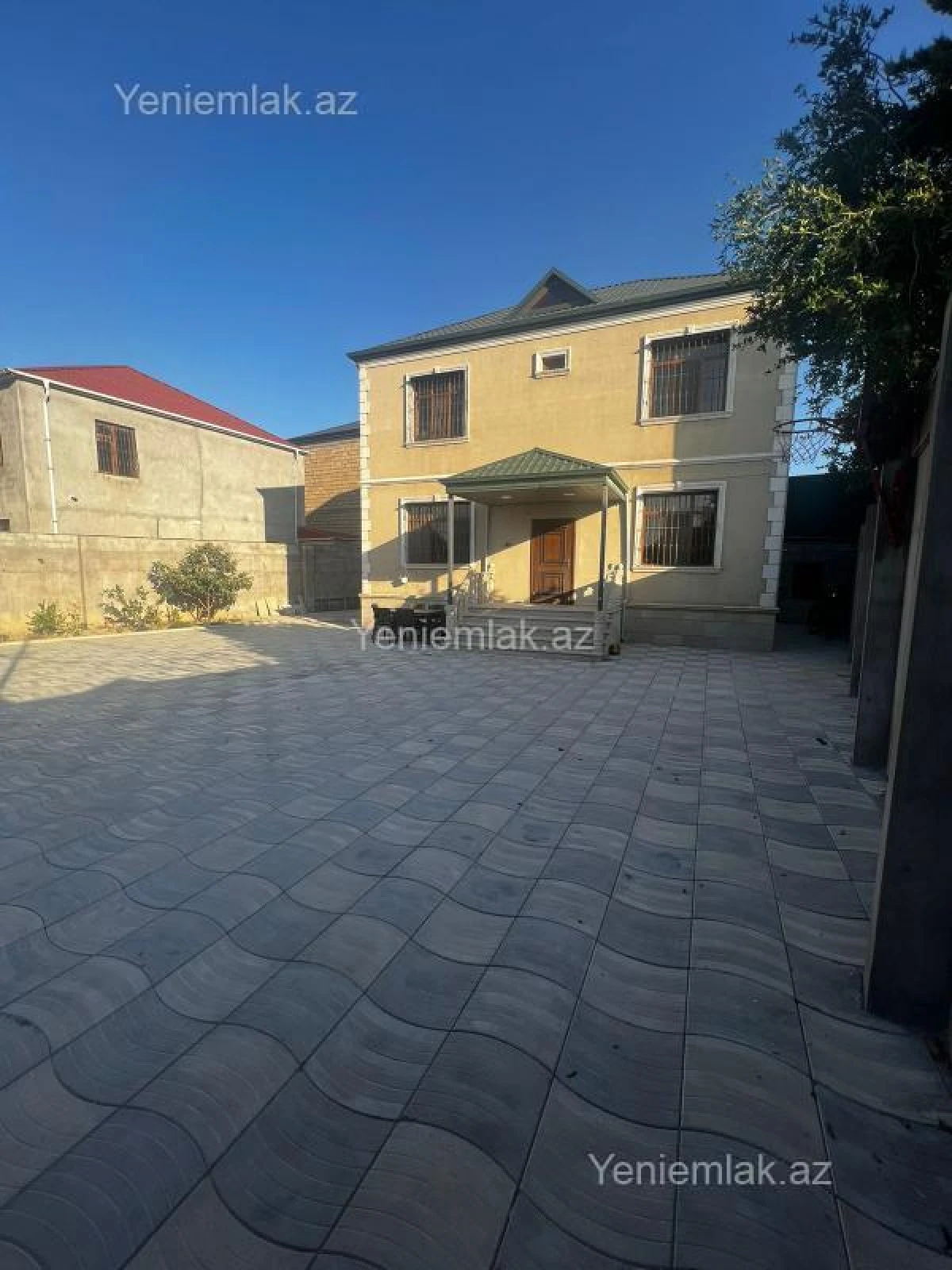 Satılır 4 otaqlı həyət evi 112 m²