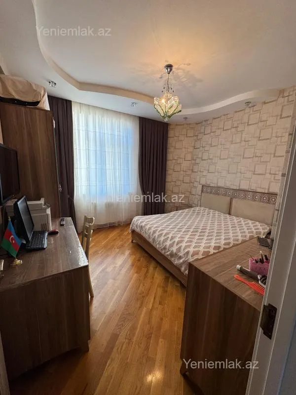 Satılır 3 otaqlı yeni tikili 90 m²