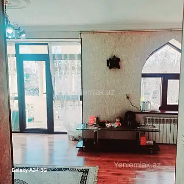 Satılır 2 otaqlı köhnə tikili 35 m²