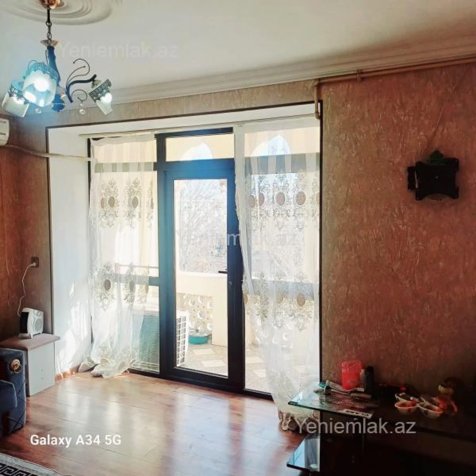 Satılır 2 otaqlı köhnə tikili 35 m²