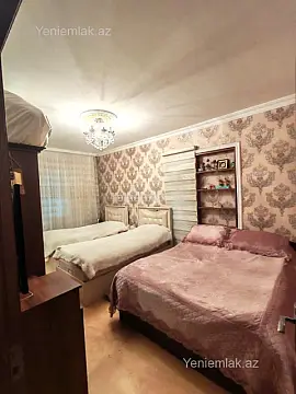 Satılır 3 otaqlı köhnə tikili 80 m²