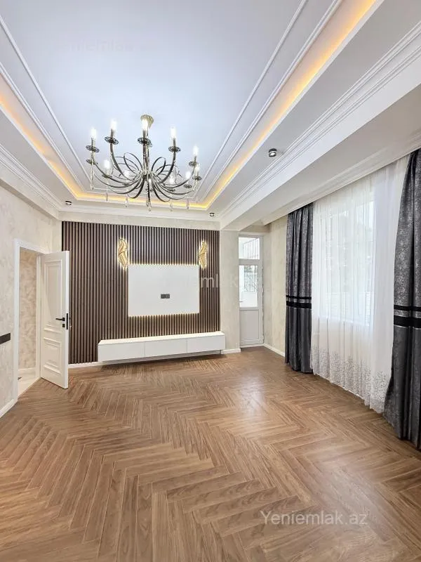 Satılır 3 otaqlı yeni tikili 120 m²