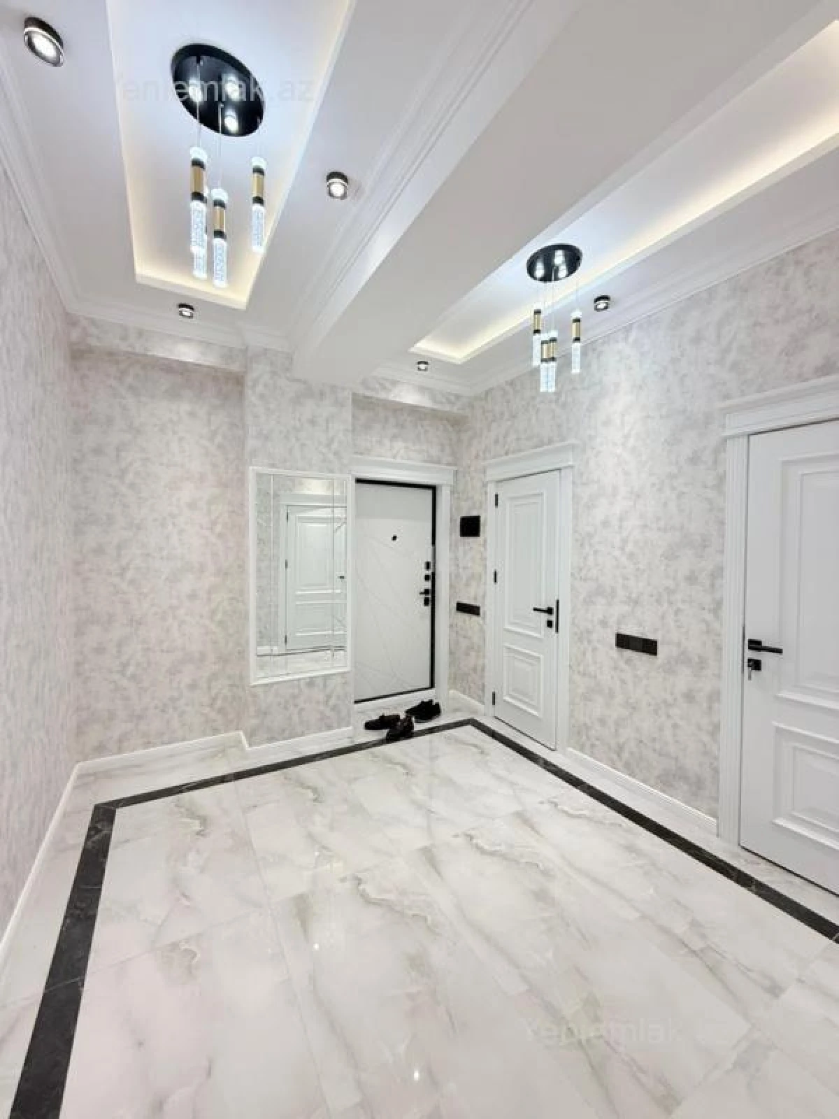 Satılır 3 otaqlı yeni tikili 120 m²