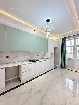 Satılır 3 otaqlı yeni tikili 120 m²