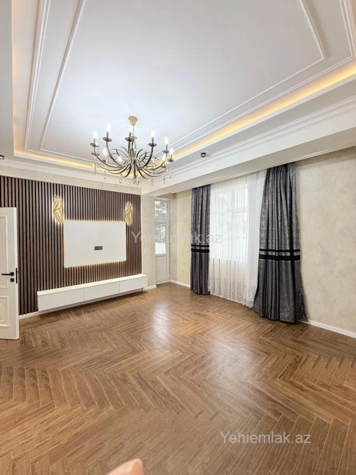 Satılır 3 otaqlı yeni tikili 120 m²
