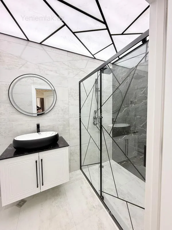 Satılır 3 otaqlı yeni tikili 120 m²