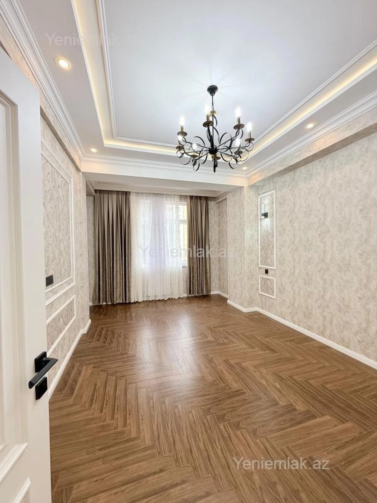 Satılır 3 otaqlı yeni tikili 120 m²