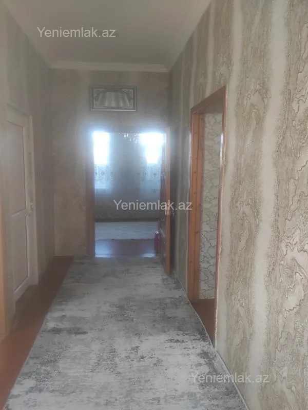 Satılır 4 otaqlı həyət evi 120 m²