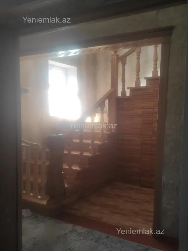 Satılır 4 otaqlı həyət evi 120 m²