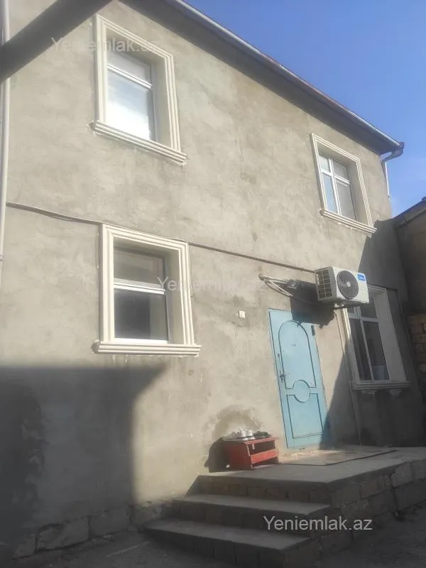 Satılır 4 otaqlı həyət evi 120 m²