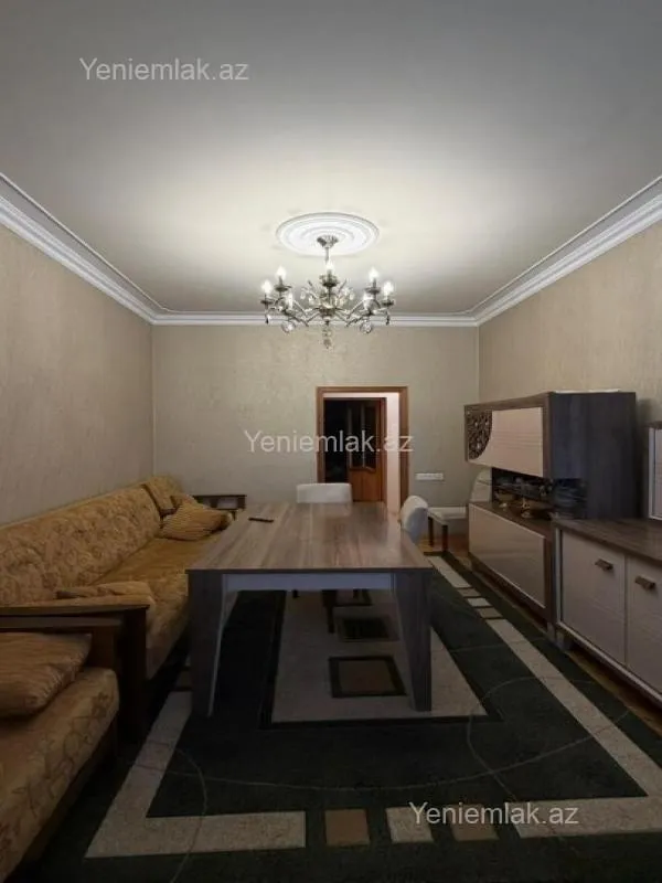 Satılır 3 otaqlı köhnə tikili 85 m²