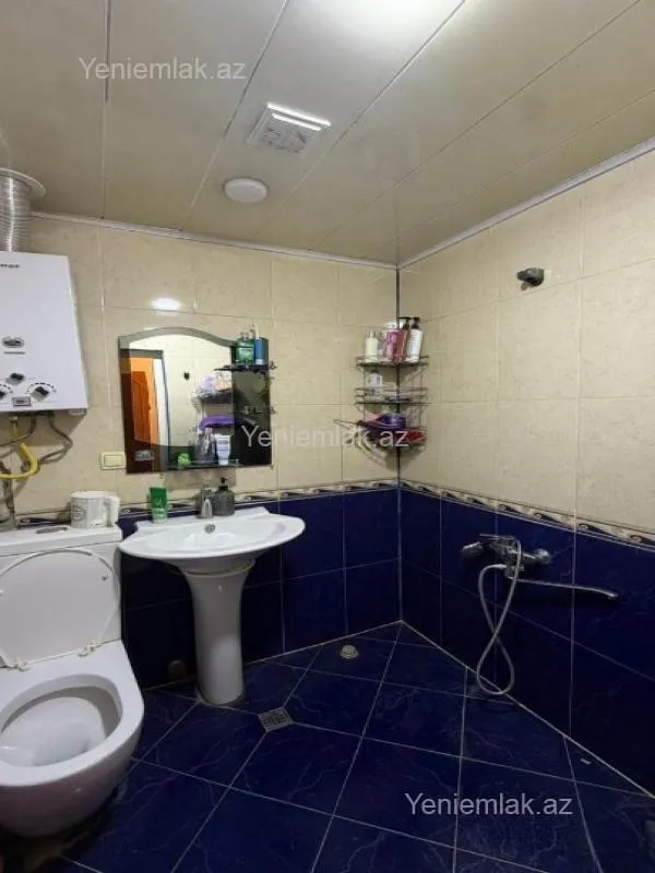 Satılır 3 otaqlı köhnə tikili 85 m²