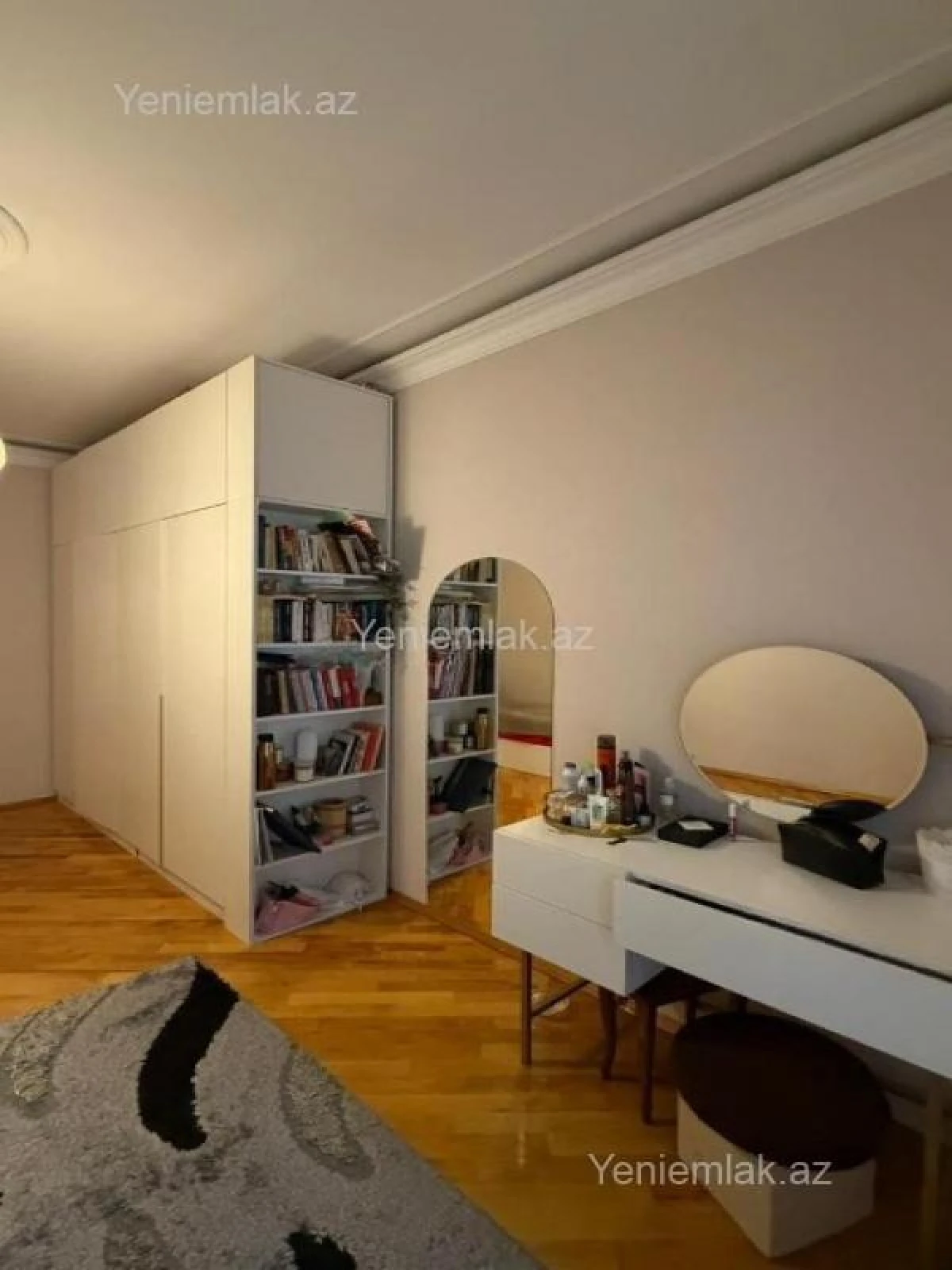 Satılır 3 otaqlı köhnə tikili 85 m²