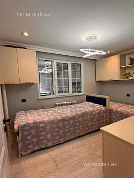 Satılır 3 otaqlı köhnə tikili 60 m²