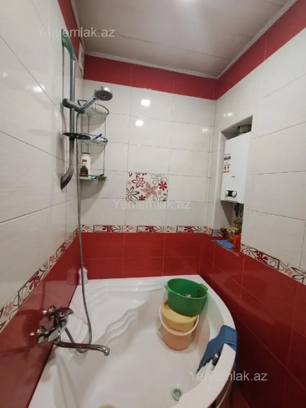 Satılır 3 otaqlı köhnə tikili 80 m²