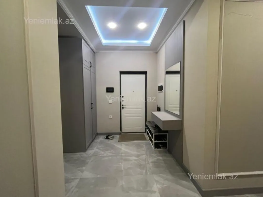 Satılır 2 otaqlı yeni tikili 82.5 m²