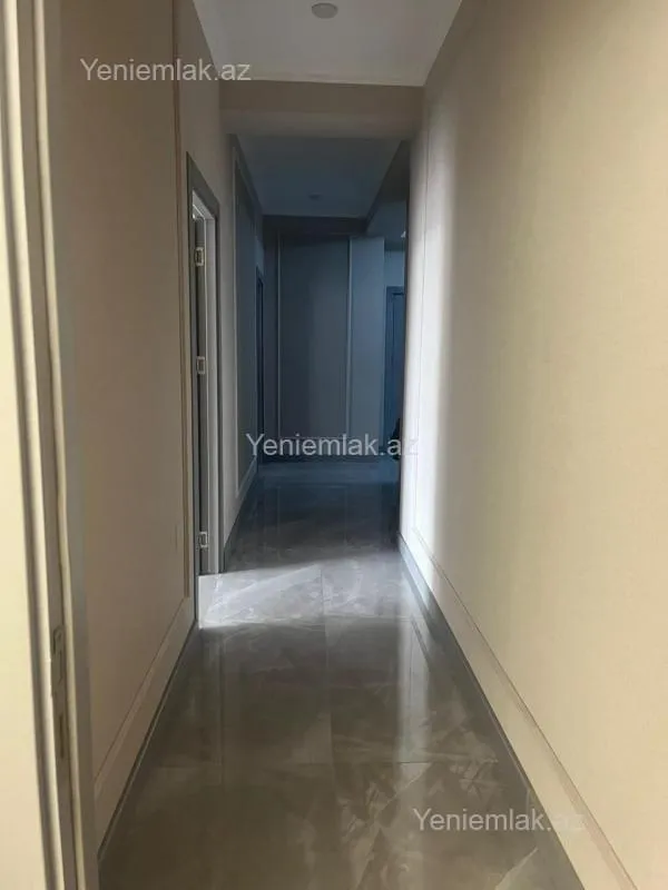 Satılır 2 otaqlı yeni tikili 82.5 m²