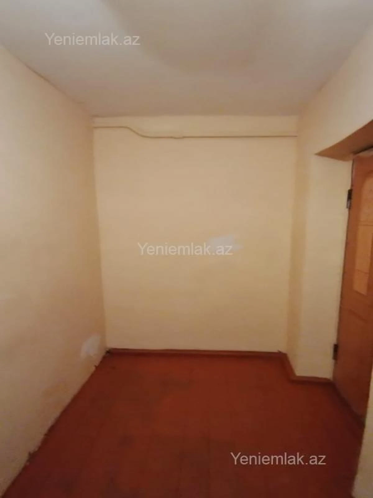 Satılır 1 otaqlı köhnə tikili 31 m²