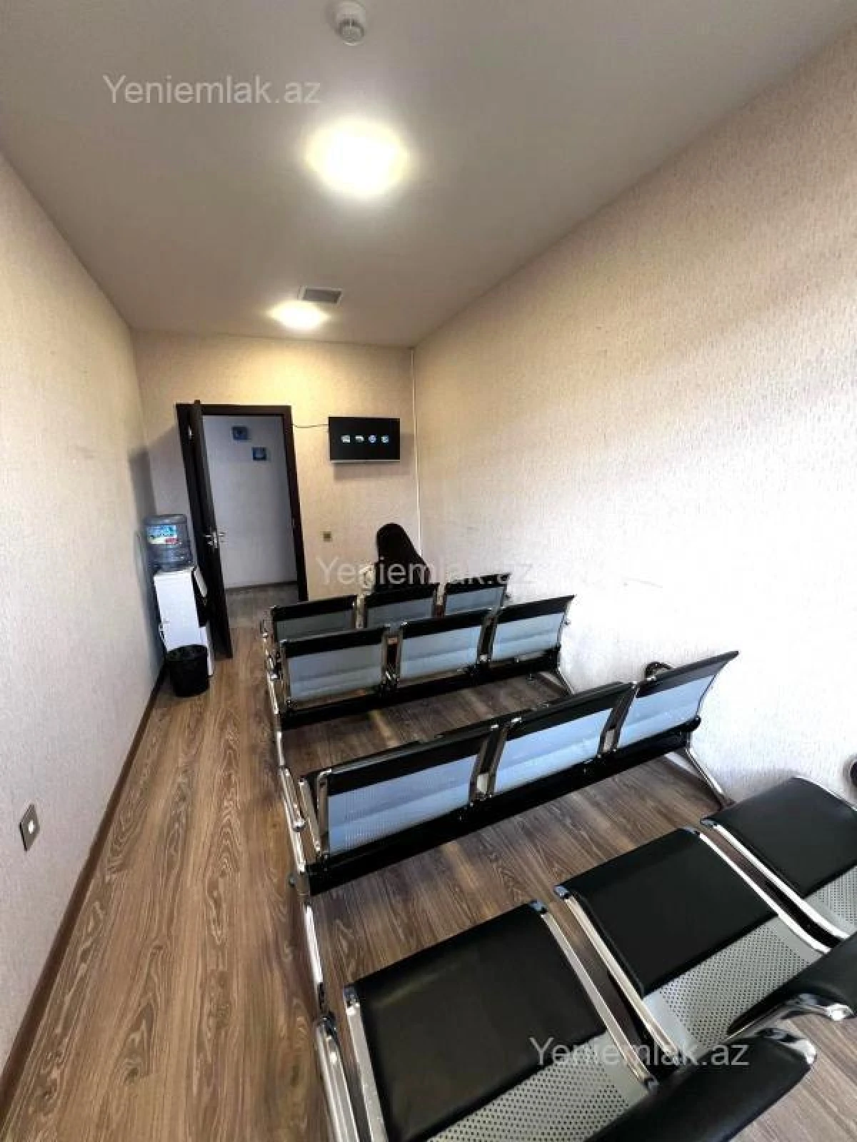 Satılır 12 otaqlı obyekt 1100 m²