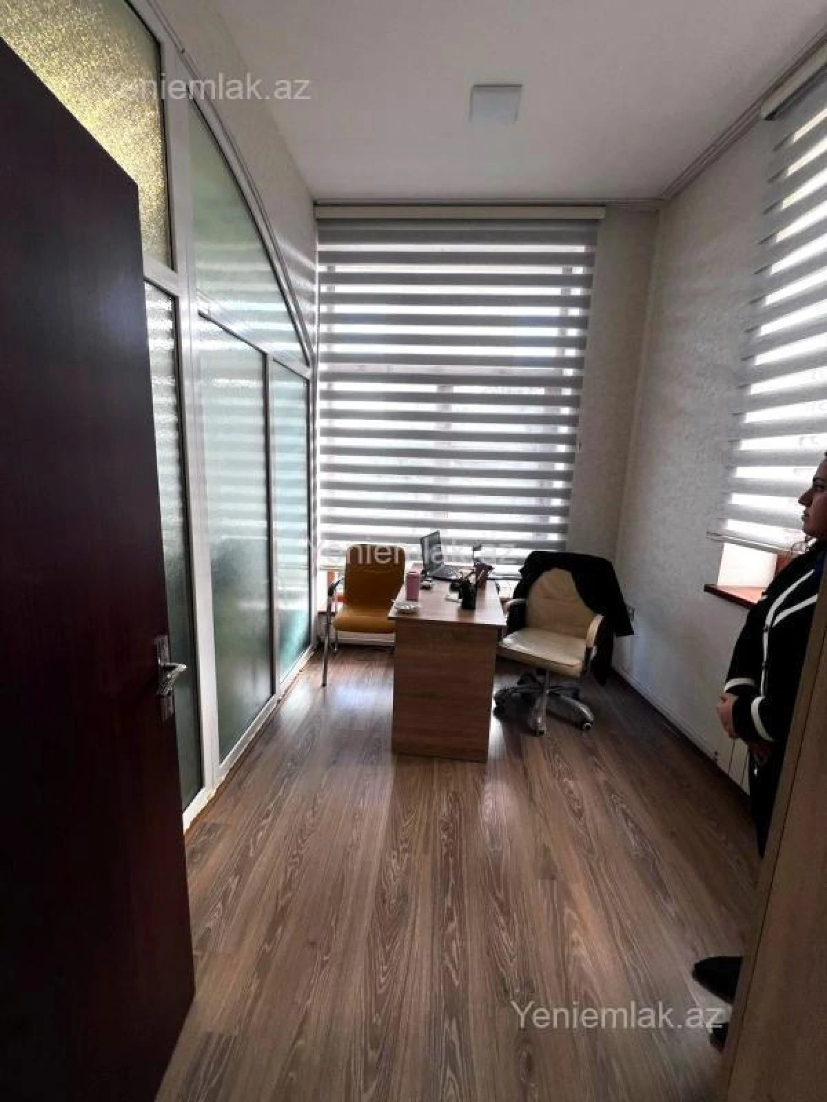 Satılır 12 otaqlı obyekt 1100 m²