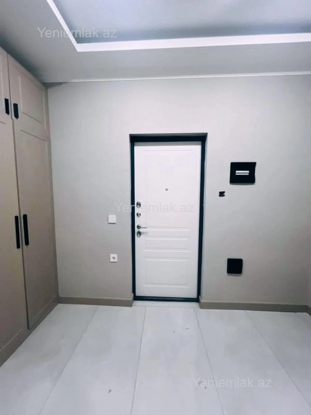 Satılır 2 otaqlı yeni tikili 82.5 m²