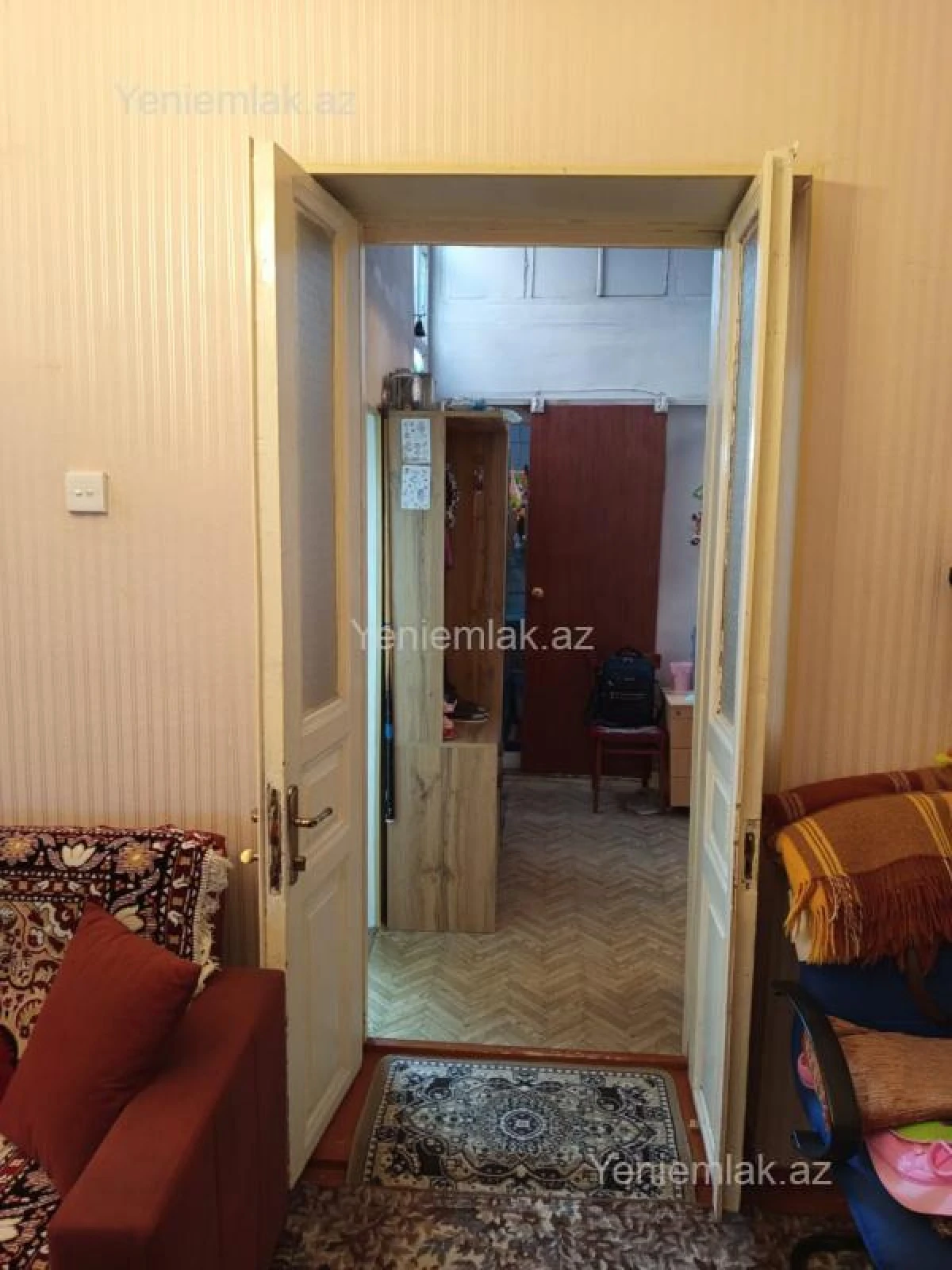 Satılır 4 otaqlı köhnə tikili 95 m²