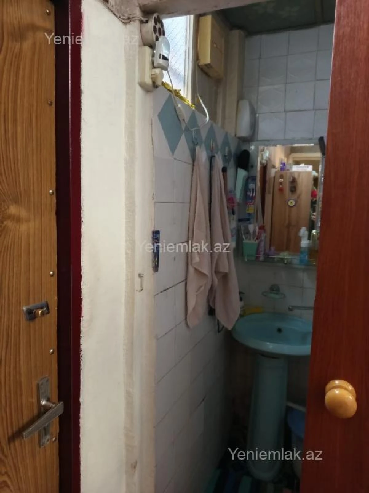 Satılır 4 otaqlı köhnə tikili 95 m²